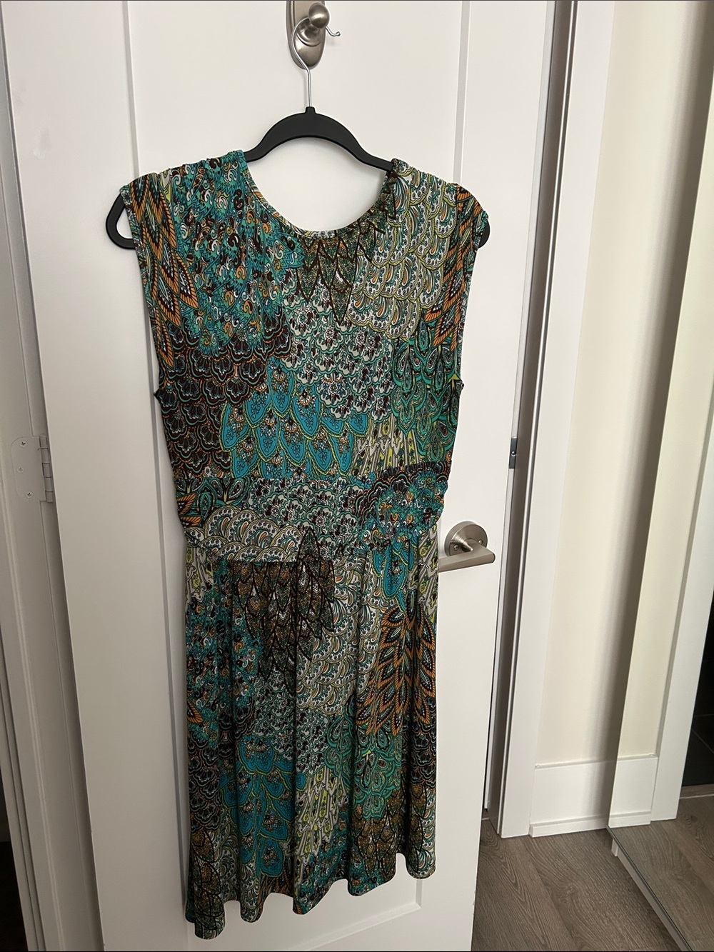 Tropical Teal and Brown Paisley Twist-Front Midi Dress weekend evening or beach - Picture 7 of 12